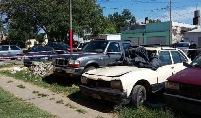 Encontraron-en-Rosario-la-camioneta-robada-en-Los-Cardos-Custom-696x409