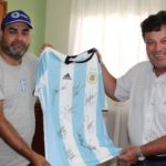 Almada recibió a César Aresse en su despacho