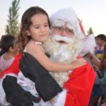 Papá Noel entregó juguetes a los niños de la ciudad 2