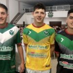 El Expreso presentó la nueva indumentaria con una convocante peña folklórica