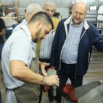 Perotti recorrió industrias de la provincia