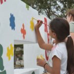 Se pintó la discapacidad en el Monumeno a las letras 4